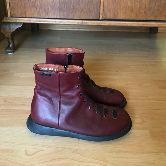 Camper Boots - Picture 3 of 4